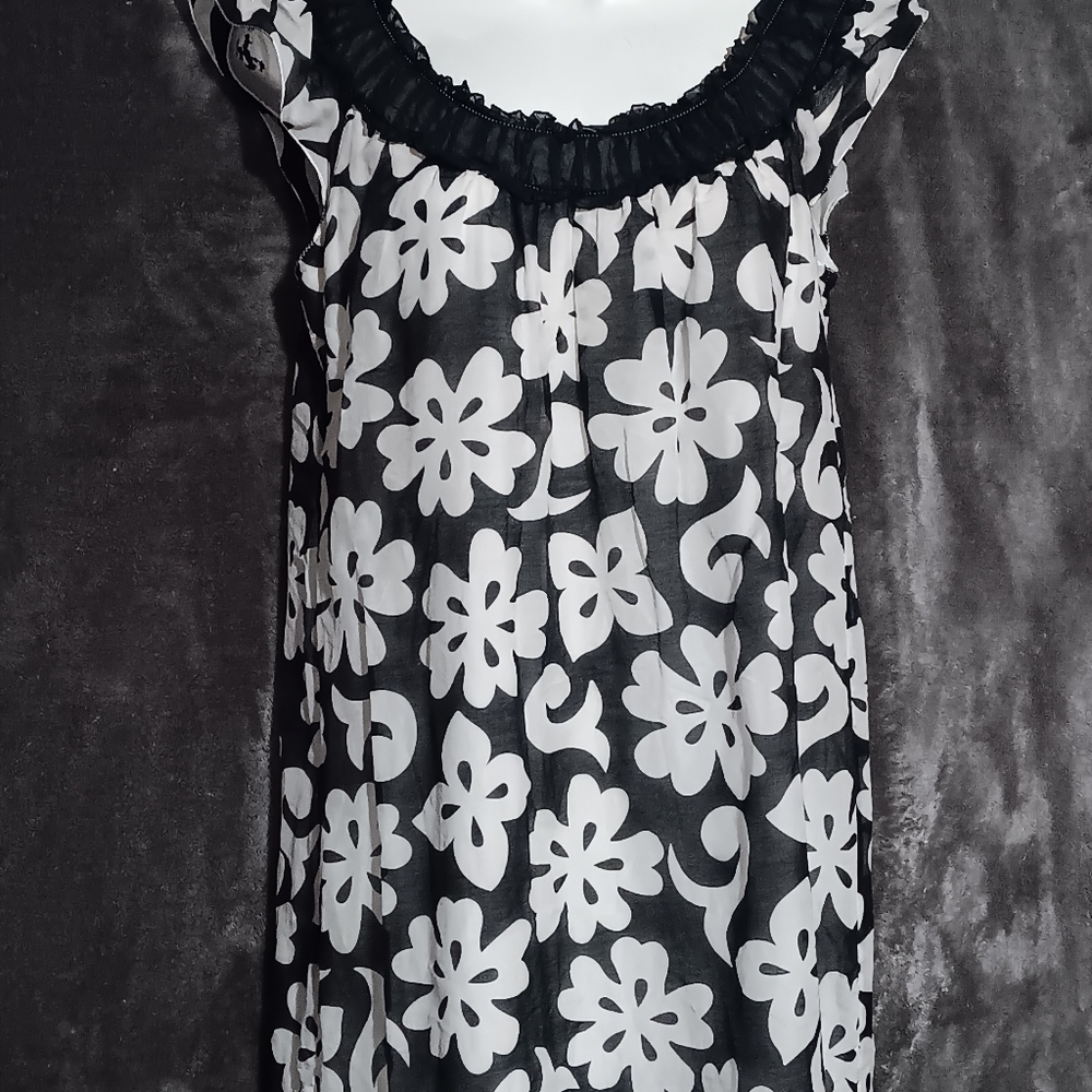 Womens MAX STUDIO Size XS Floral Slip Dress